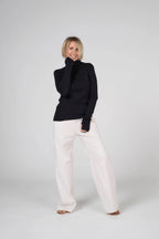 Classic plain Knit sweater | Black color