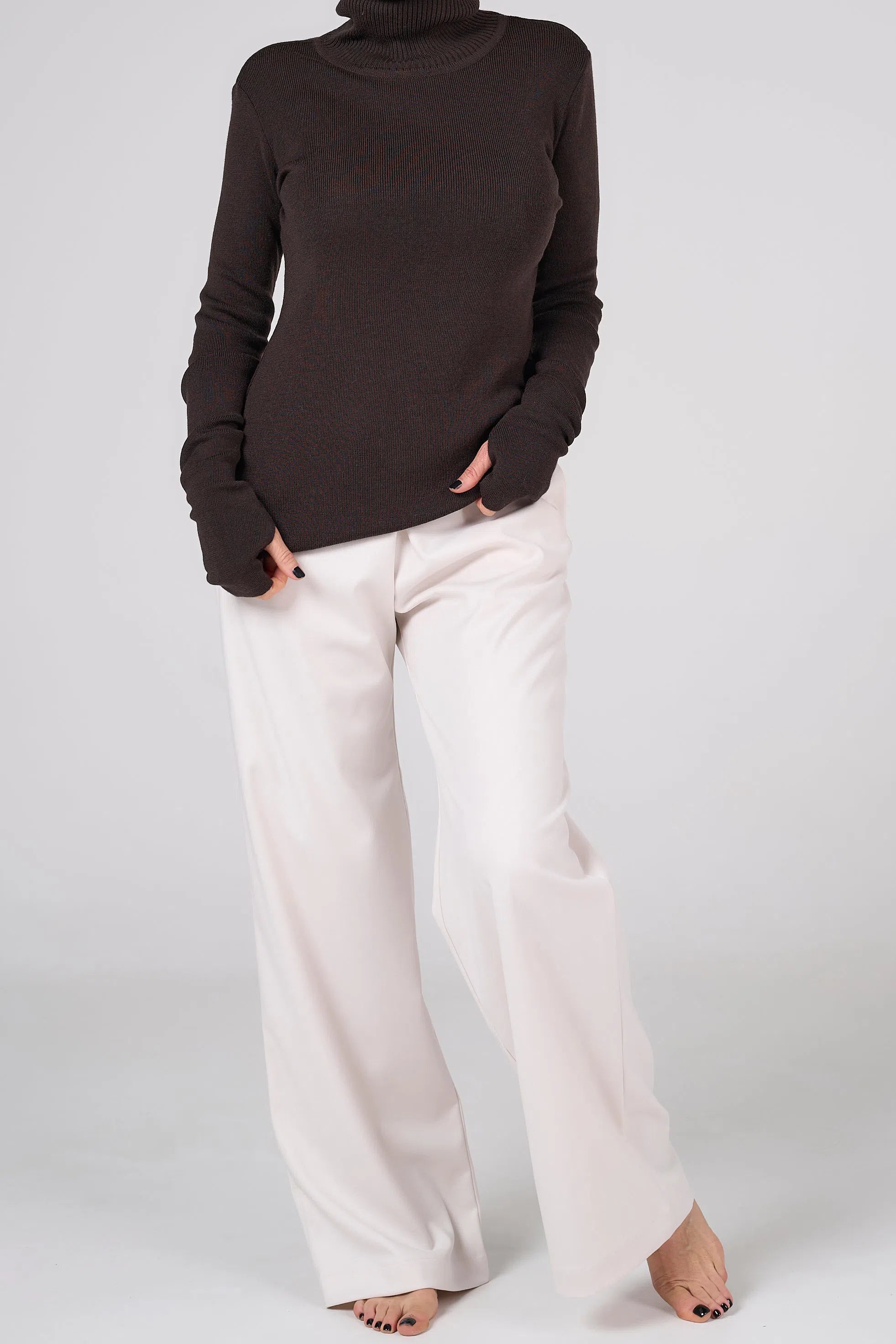 Classic plain Knit sweater | Coffee color