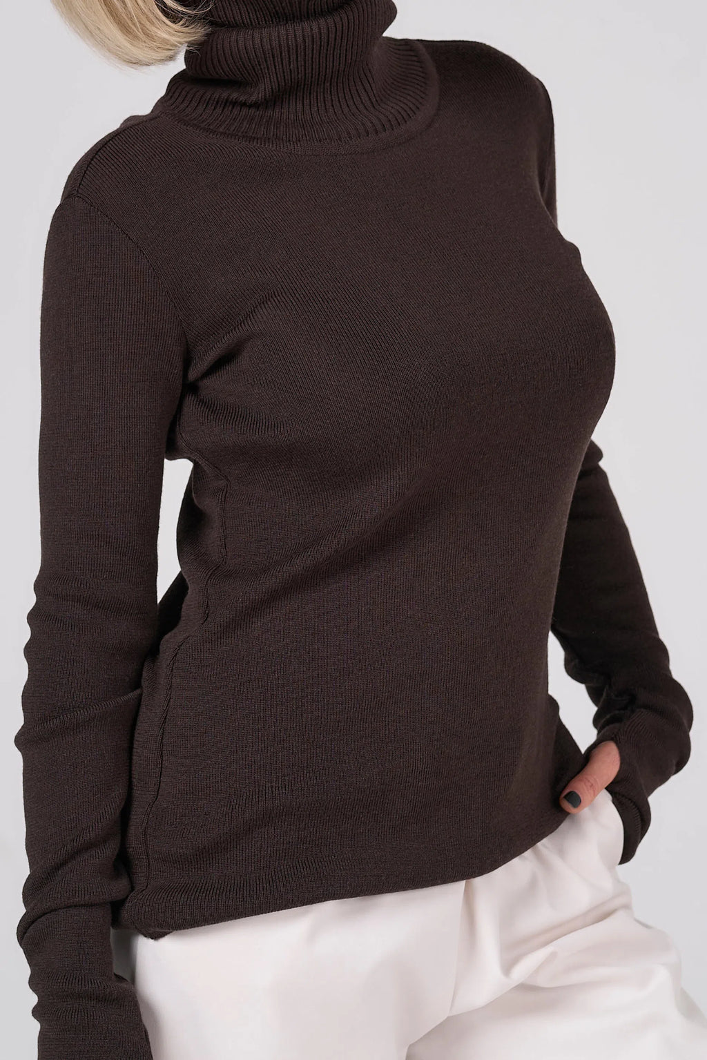 Classic plain Knit sweater | Coffee color