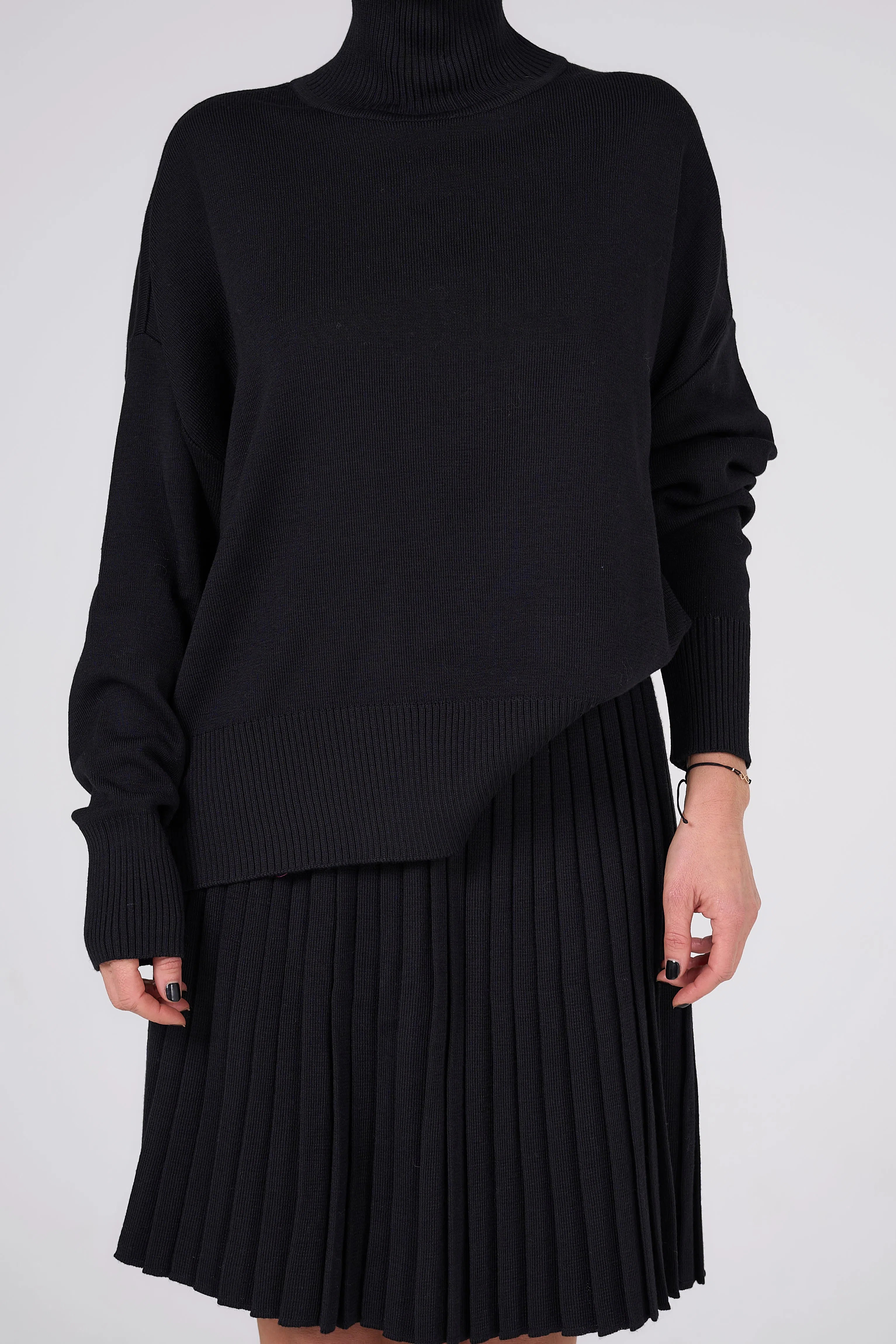 Fly Baby Pleated Suit | Black color