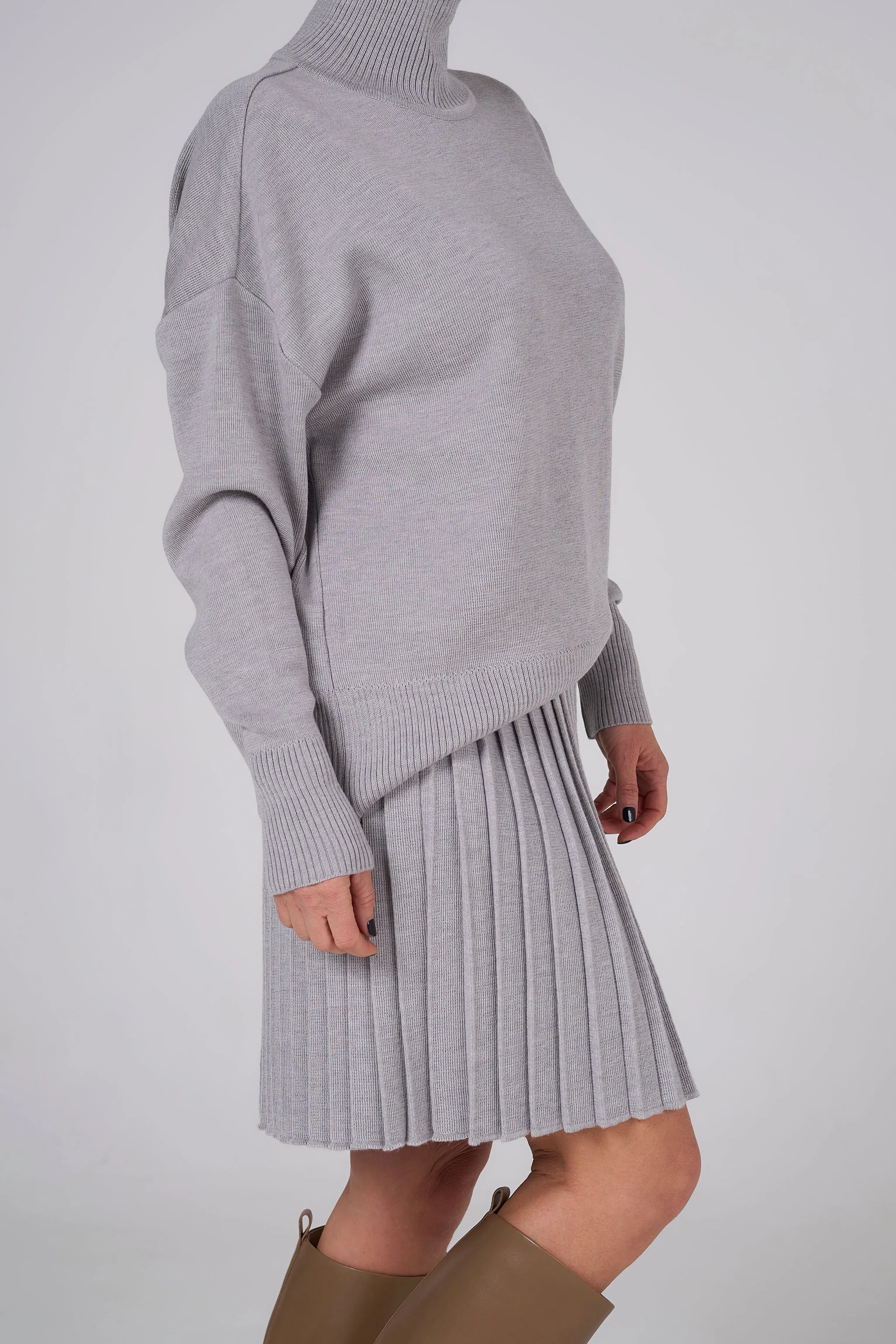 Fly Baby Pleated Suit | Gray color