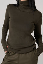 Classic plain Knit sweater | Khaki color