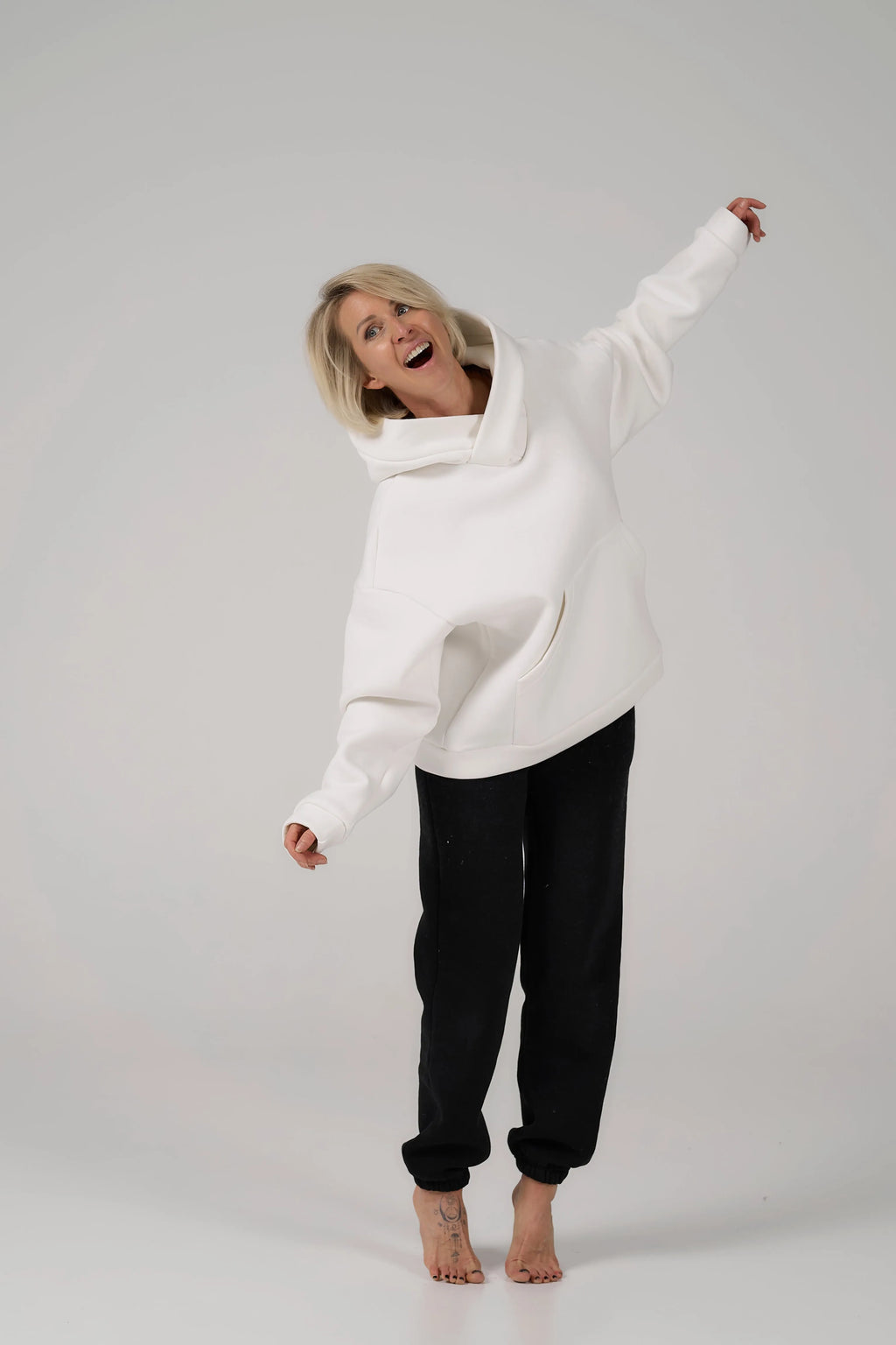 Cropped Hoodie | White