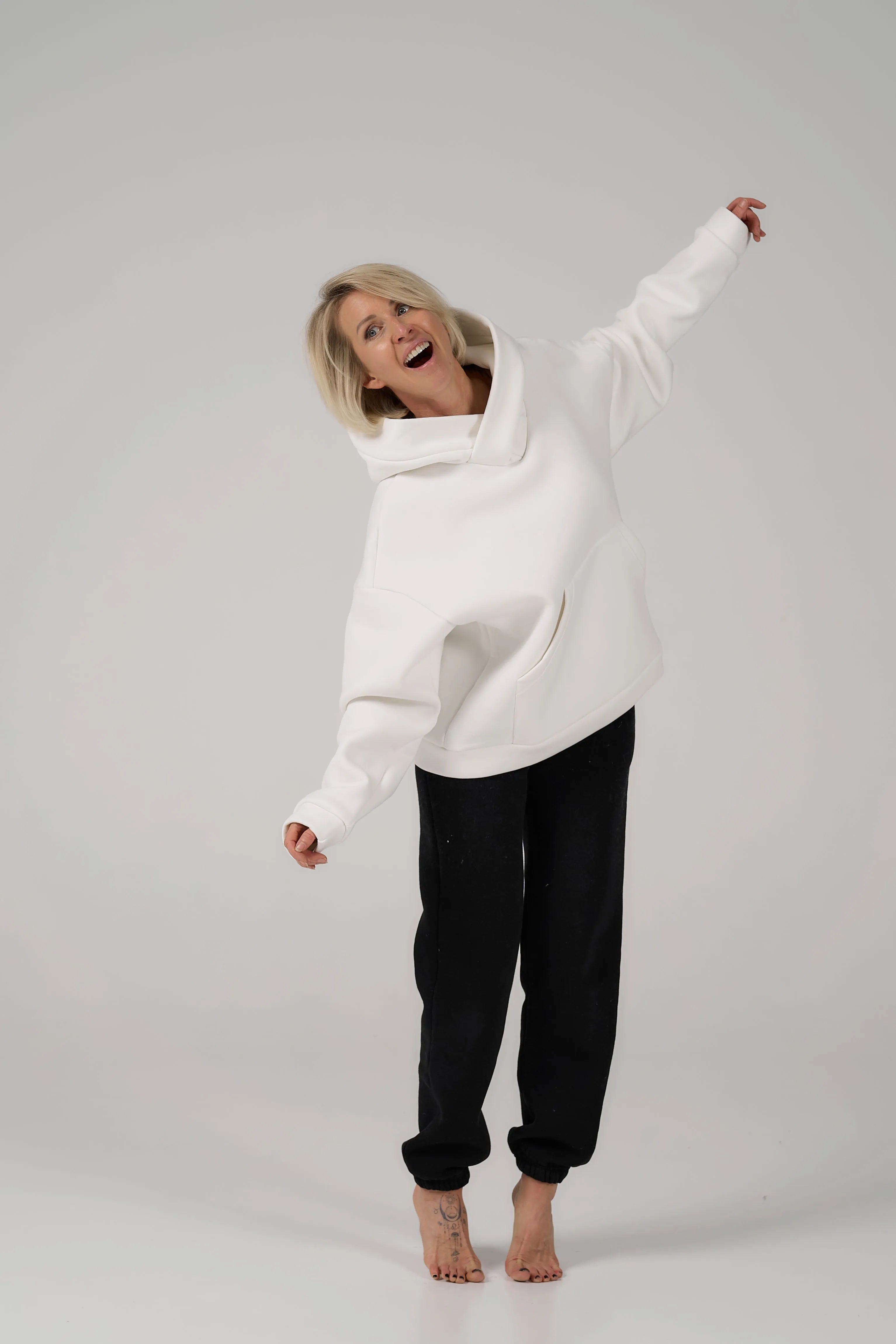 Cropped Hoodie | White