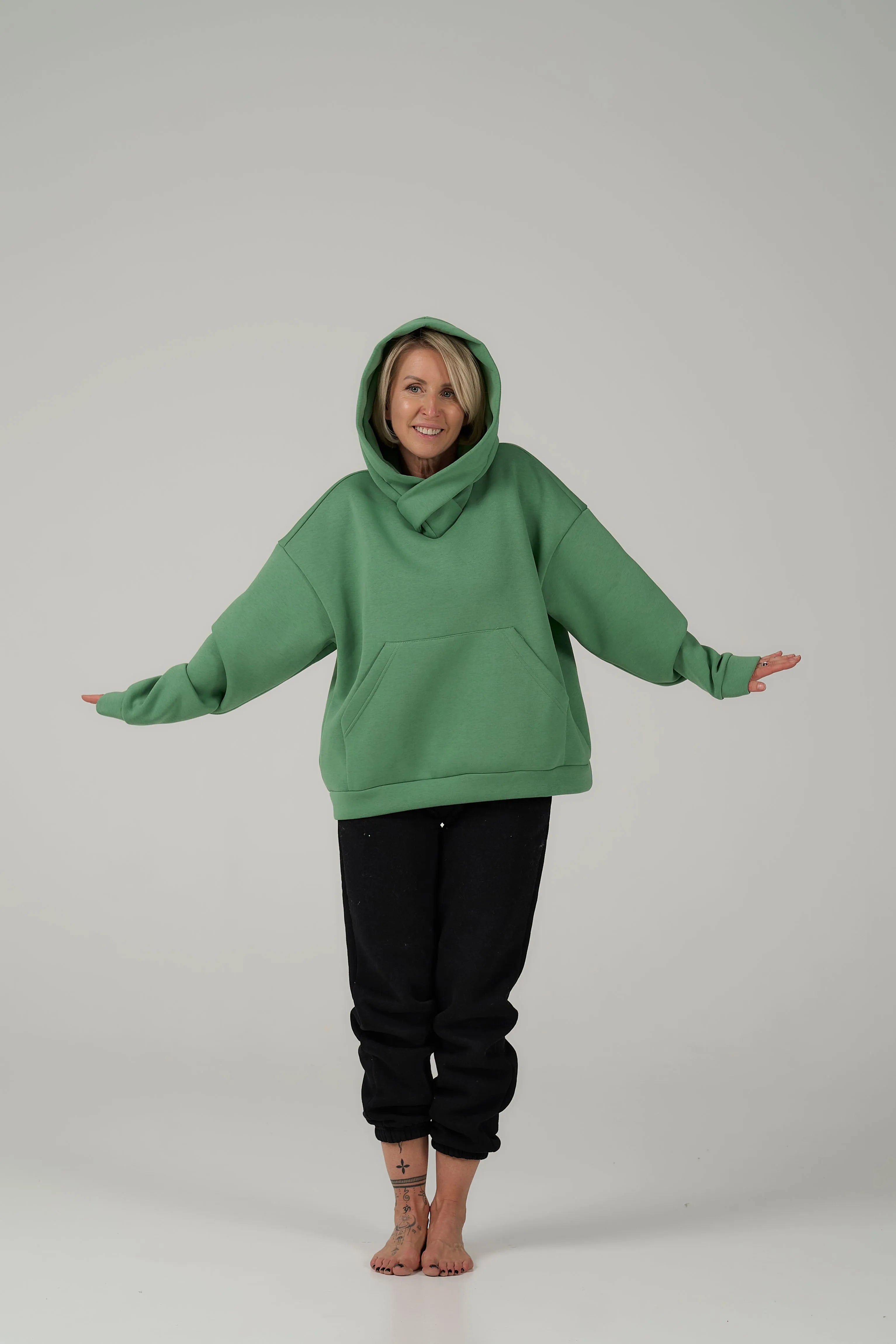 Cropped Hoodie | Light green