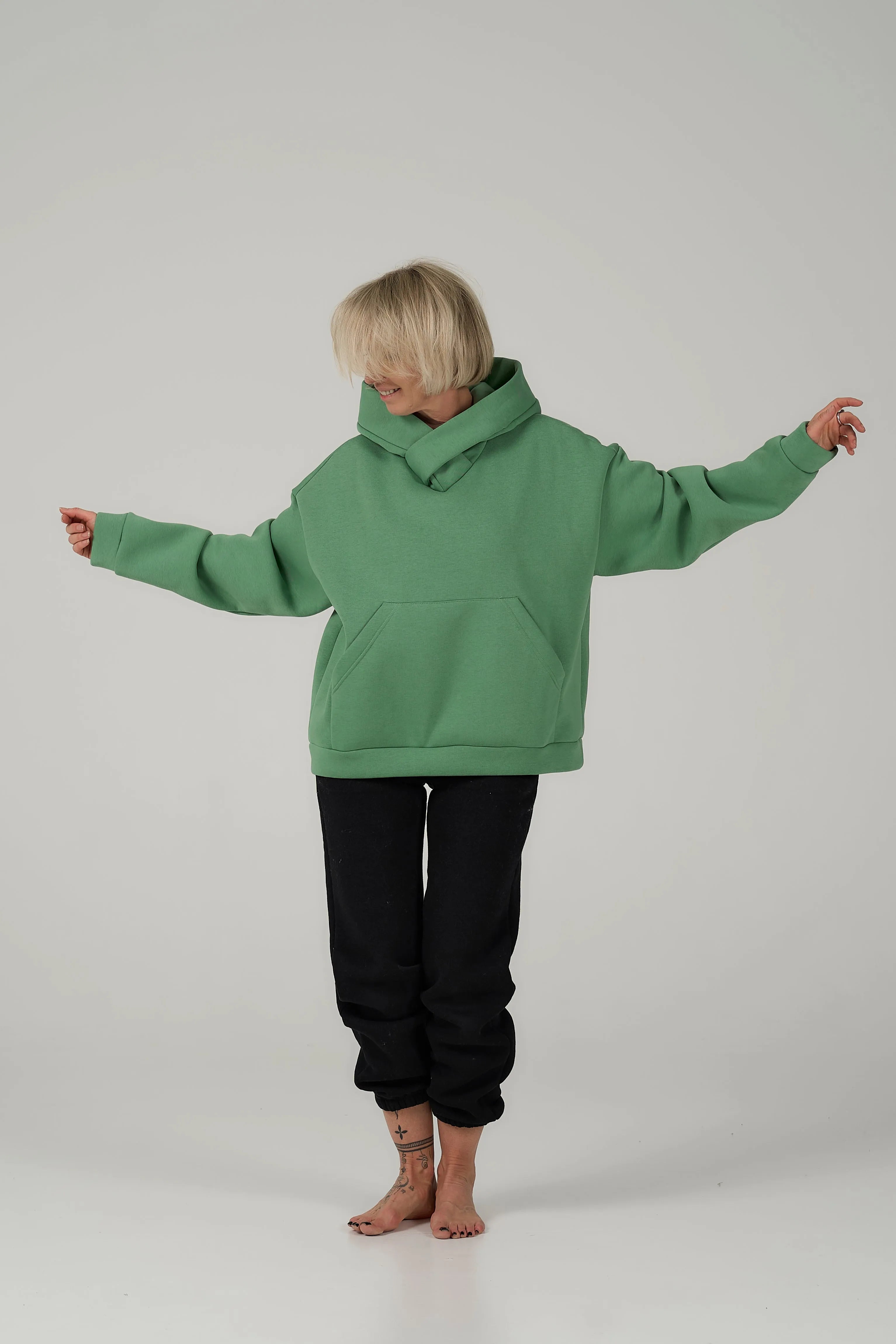 Cropped Hoodie | Light green