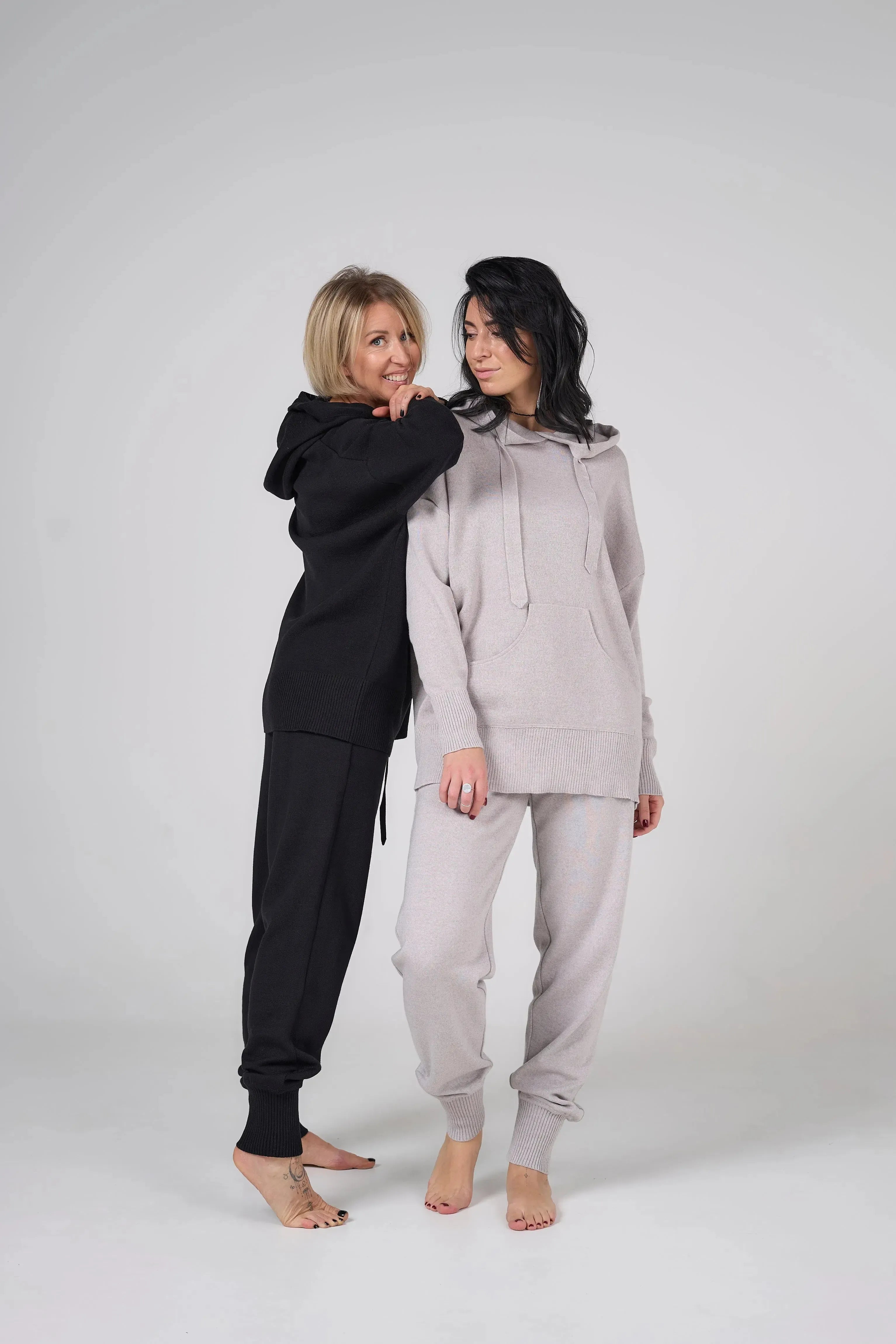Knitt suit with hoodie | Black color