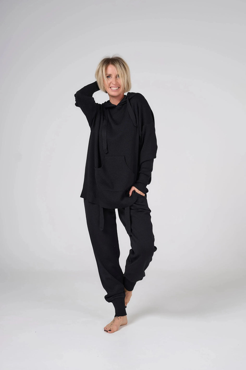 Knitt suit with hoodie | Black color