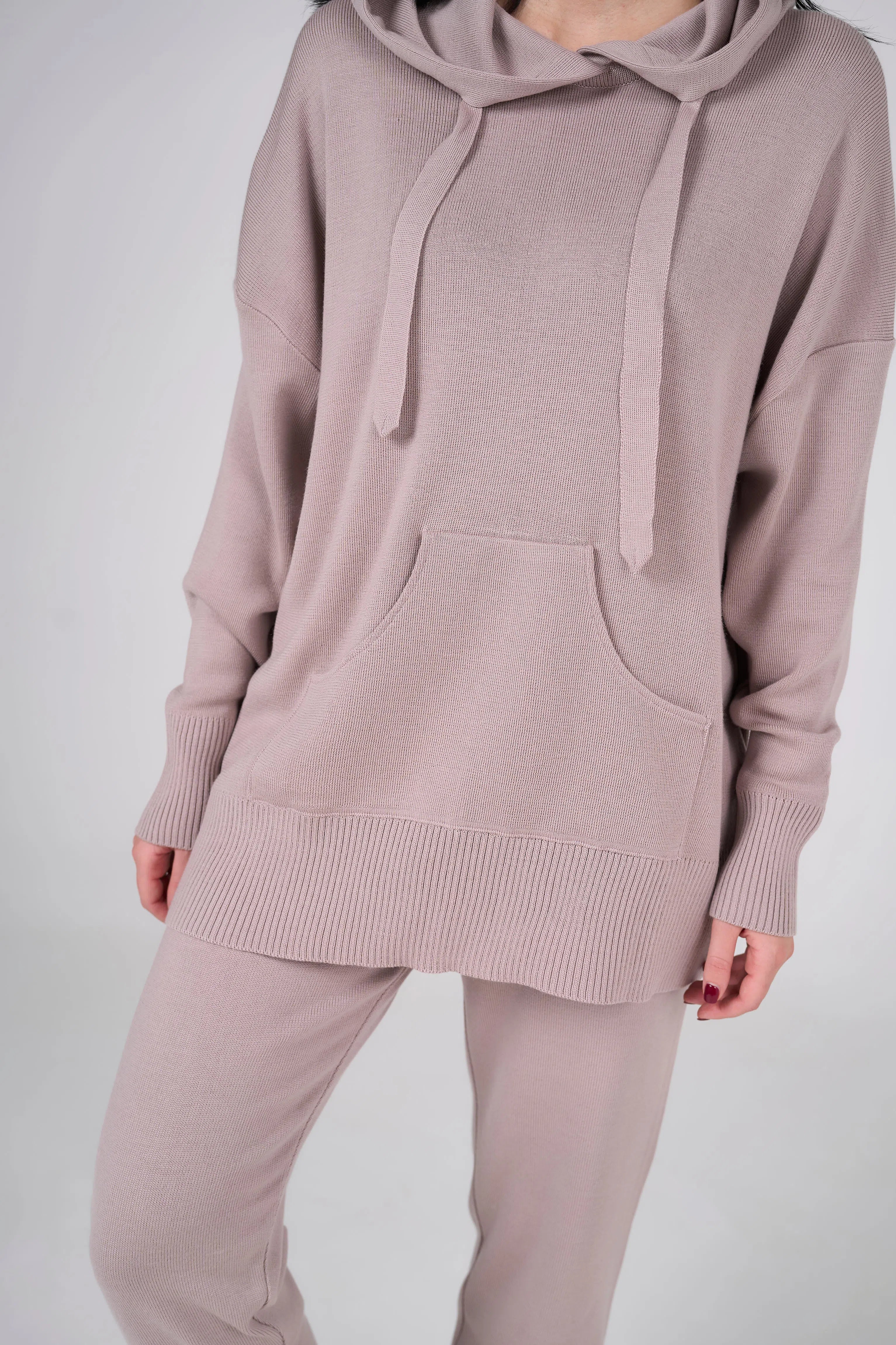 Knitted suit with hoodie | Powder color