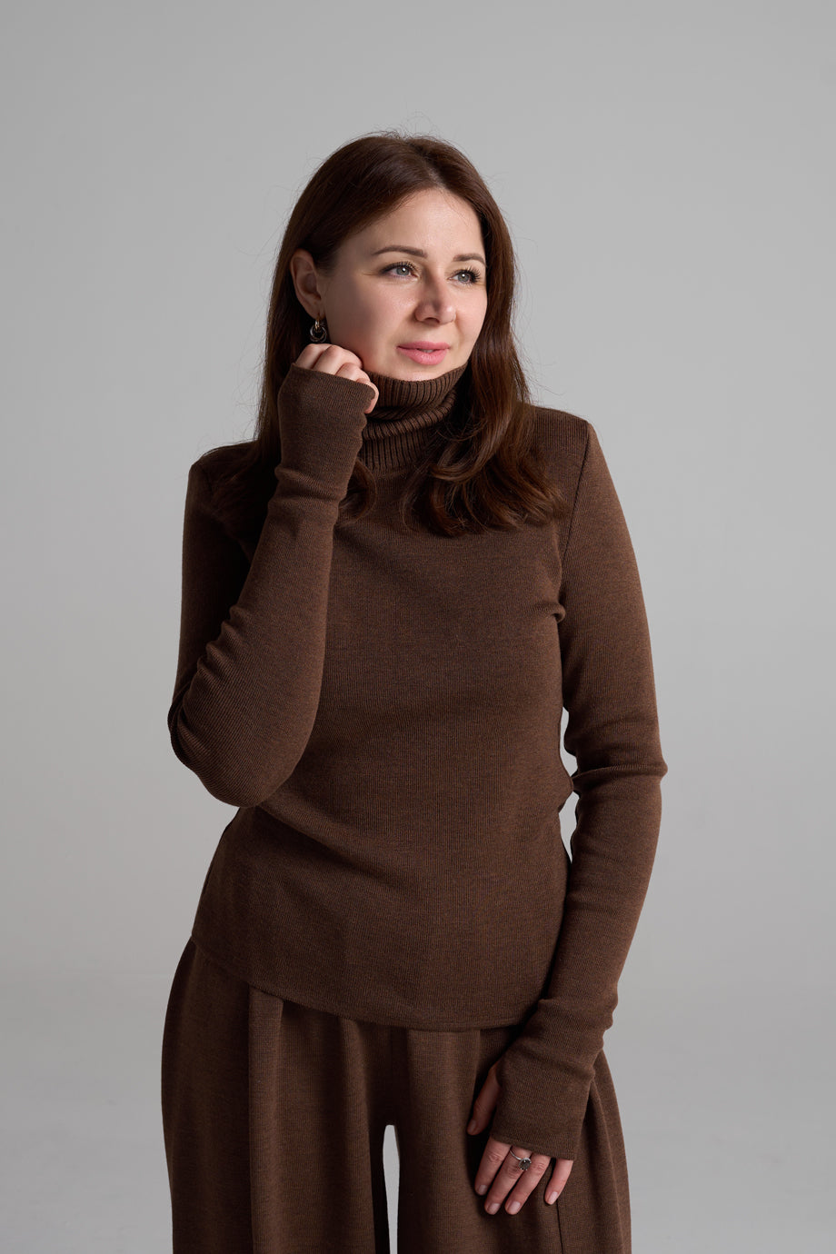 Chocolate Melange knitted set - front view