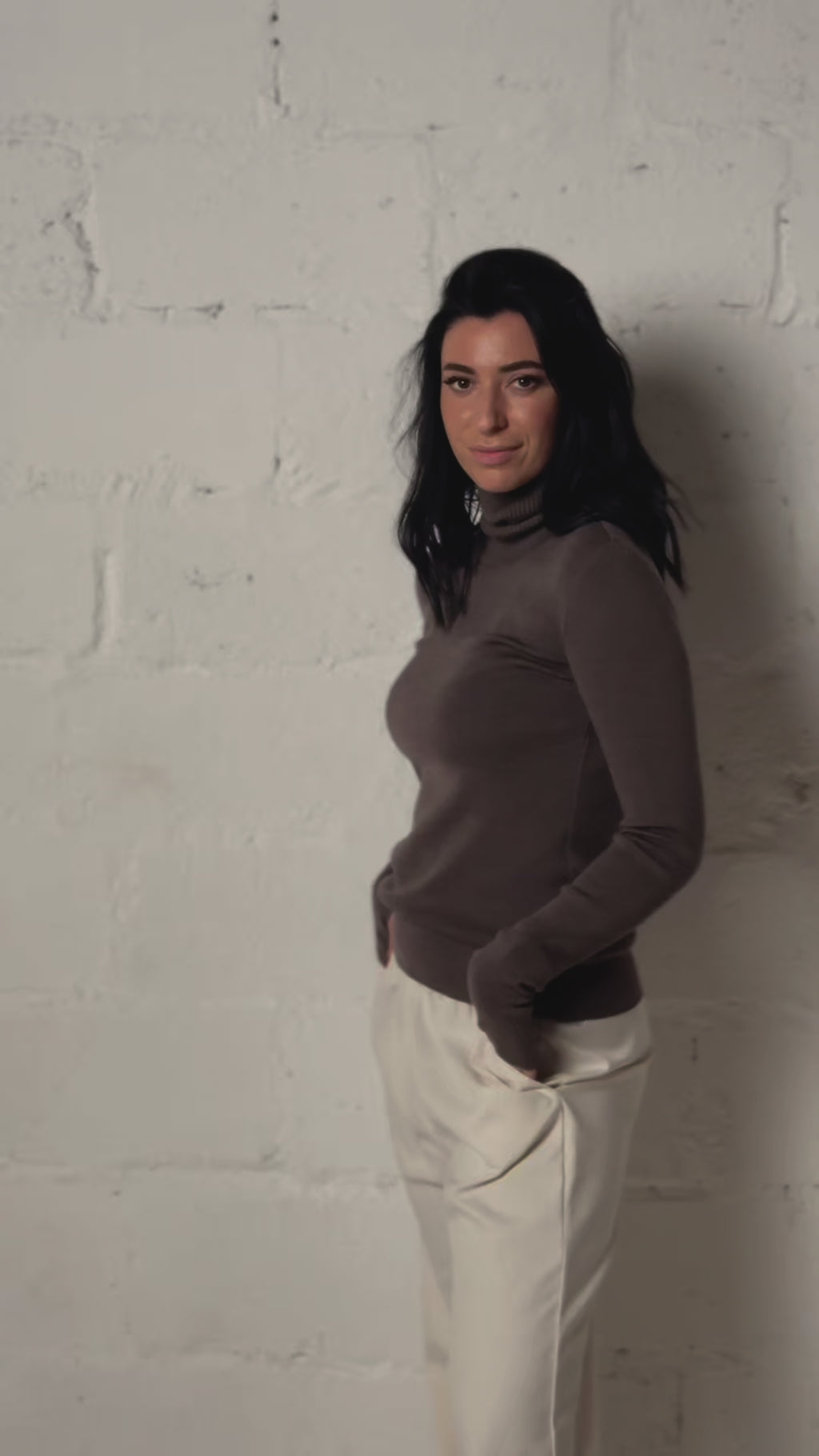 Classic plain Knit sweater | Cacao color