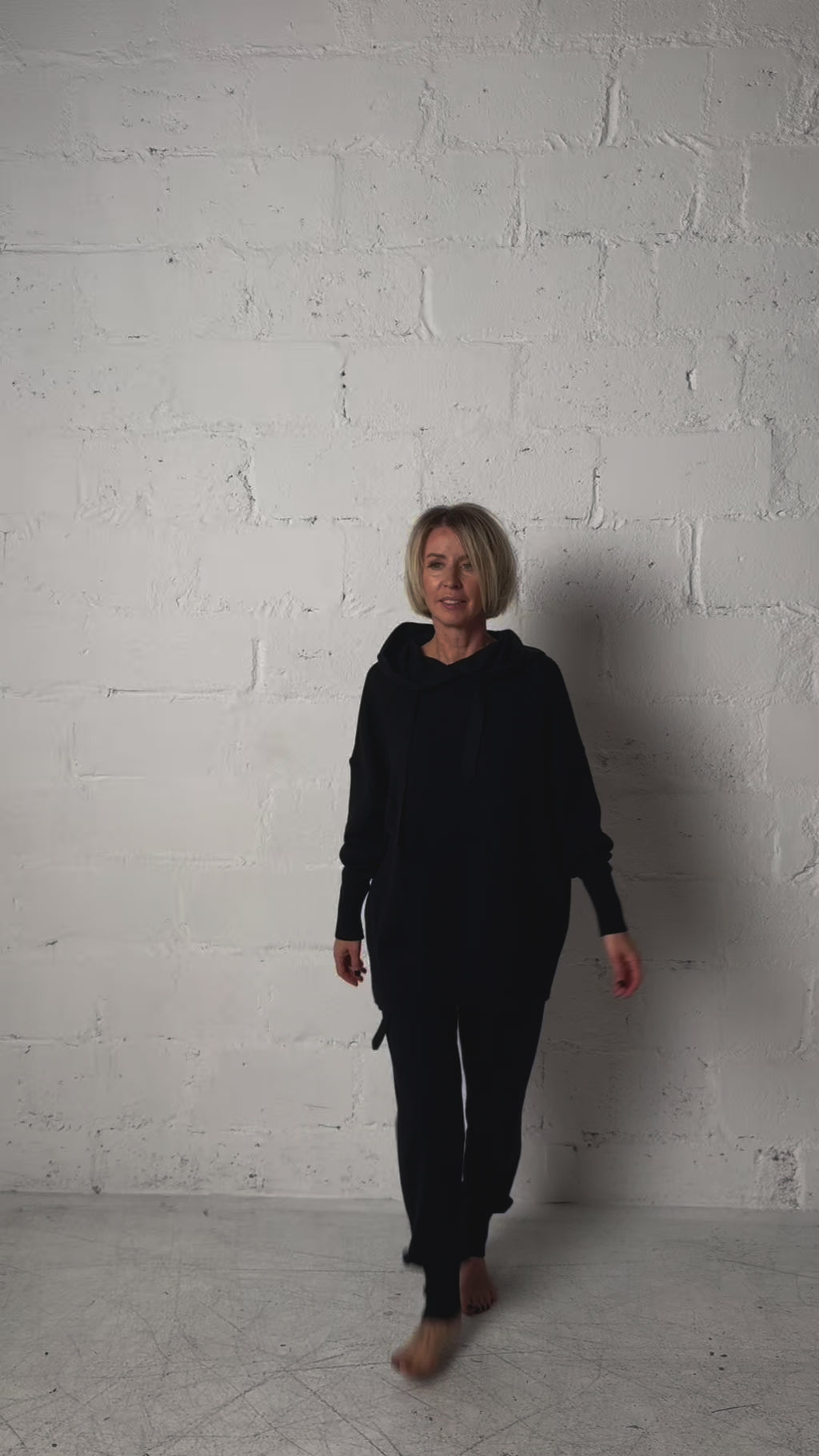 Knitt suit with hoodie | Black color