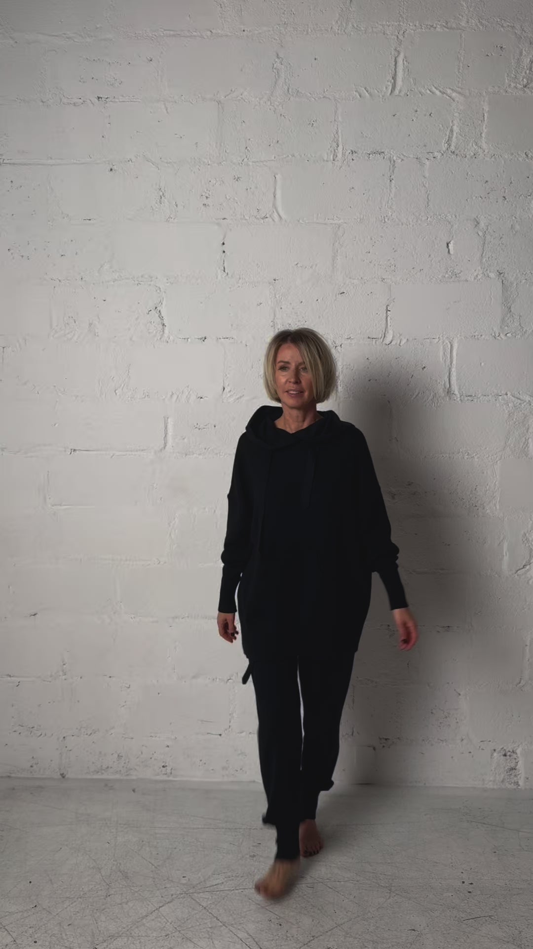 Knitt suit with hoodie | Black color